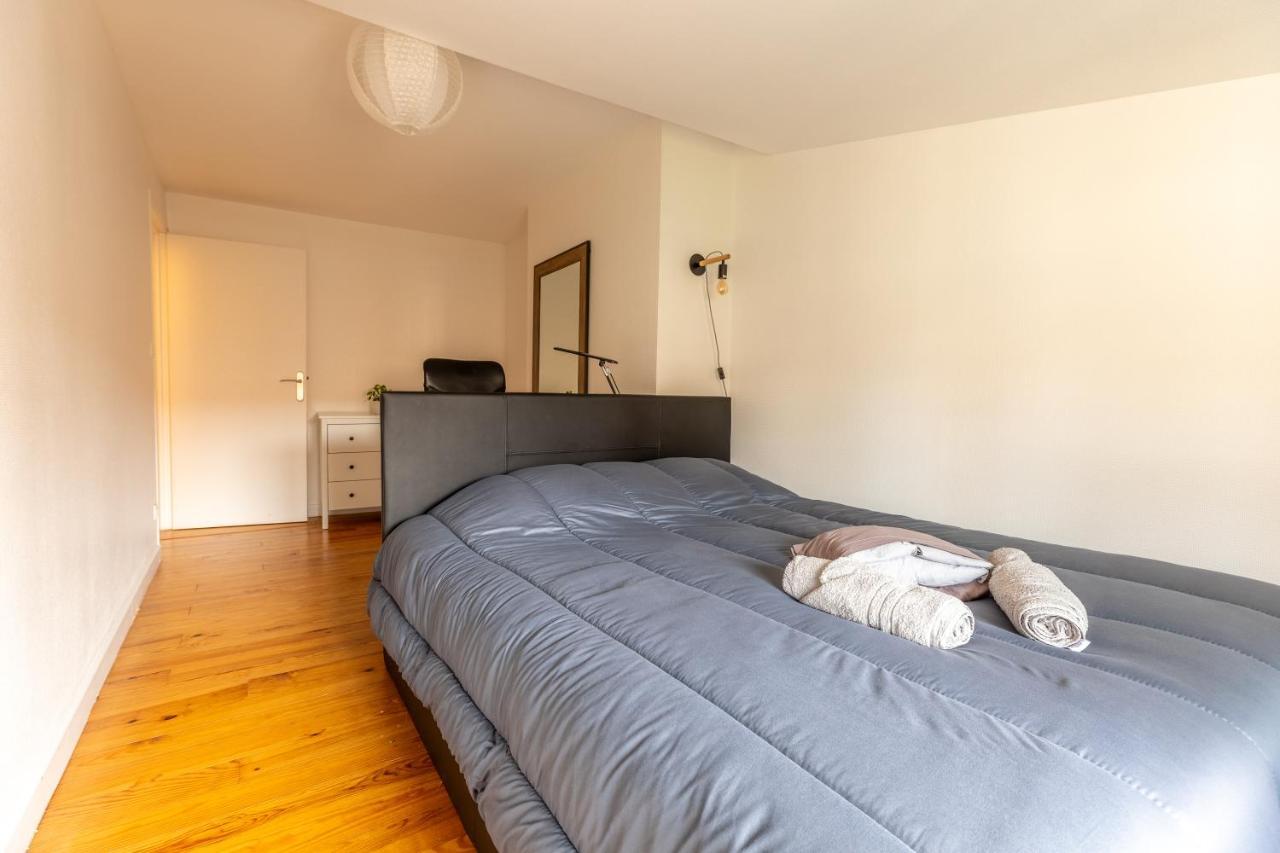 Le Double Pirou # 2 Appartements # Halte Auvergne Thiers Εξωτερικό φωτογραφία