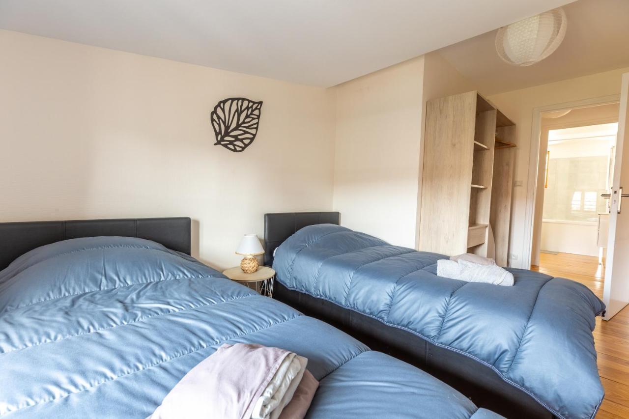 Le Double Pirou # 2 Appartements # Halte Auvergne Thiers Εξωτερικό φωτογραφία