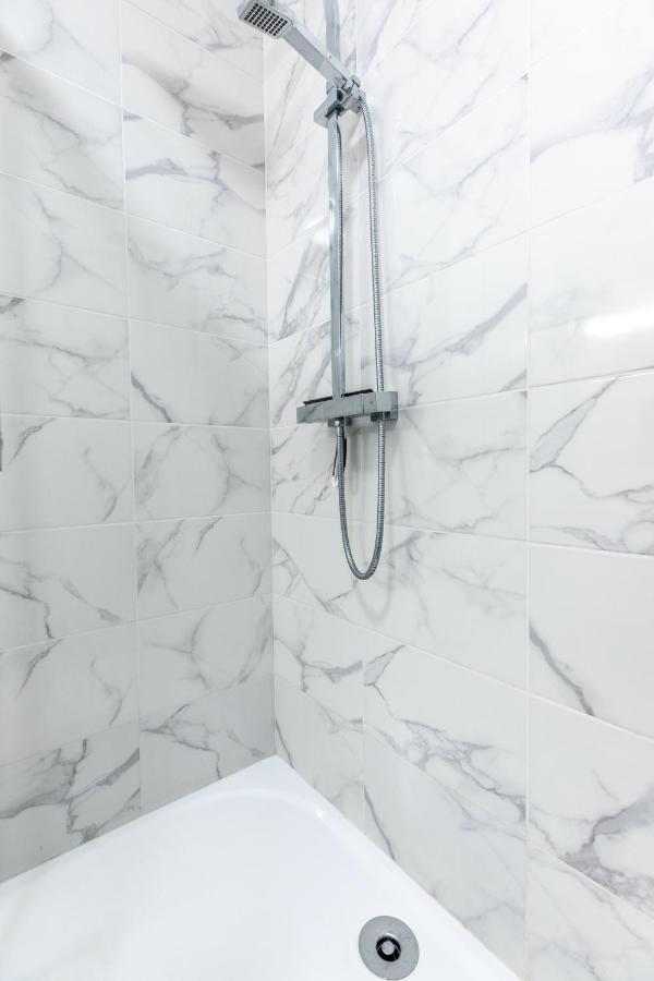 Le Double Pirou # 2 Appartements # Halte Auvergne Thiers Εξωτερικό φωτογραφία